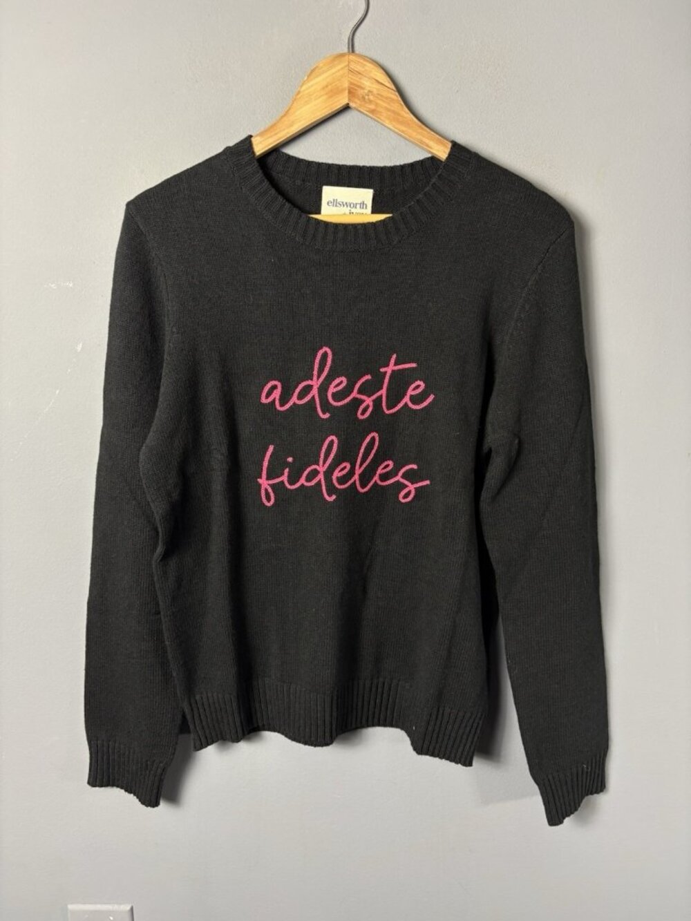 NWT ELLSWORTH & IVEY Womens M Black Adeste Fideles Crewneck Sweater Christmas